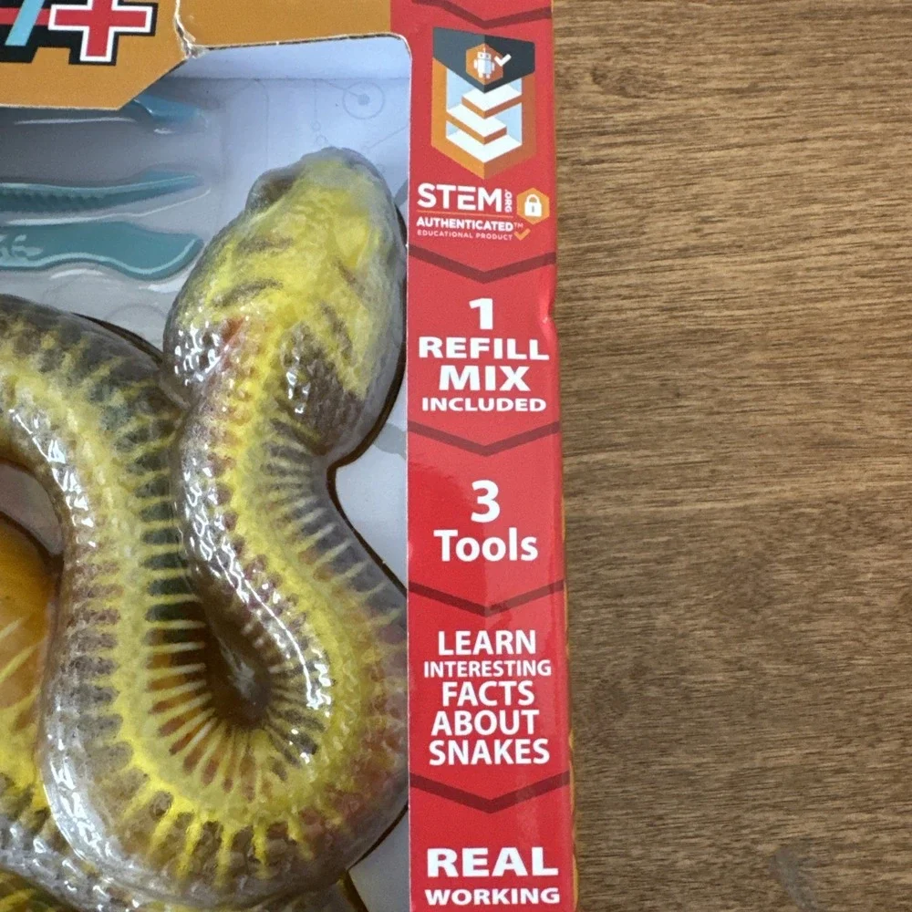 STEM2024 Dissect It 35 Piece Organ Rattlesnake Superlab Dissection Kit #1186 NIB